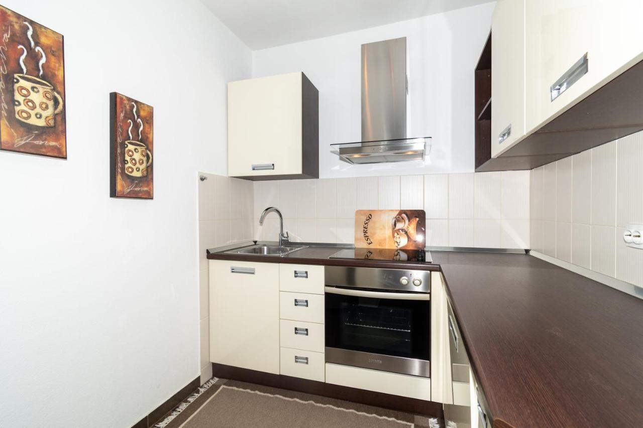 Trstenik Beach Apartment スプリト エクステリア 写真